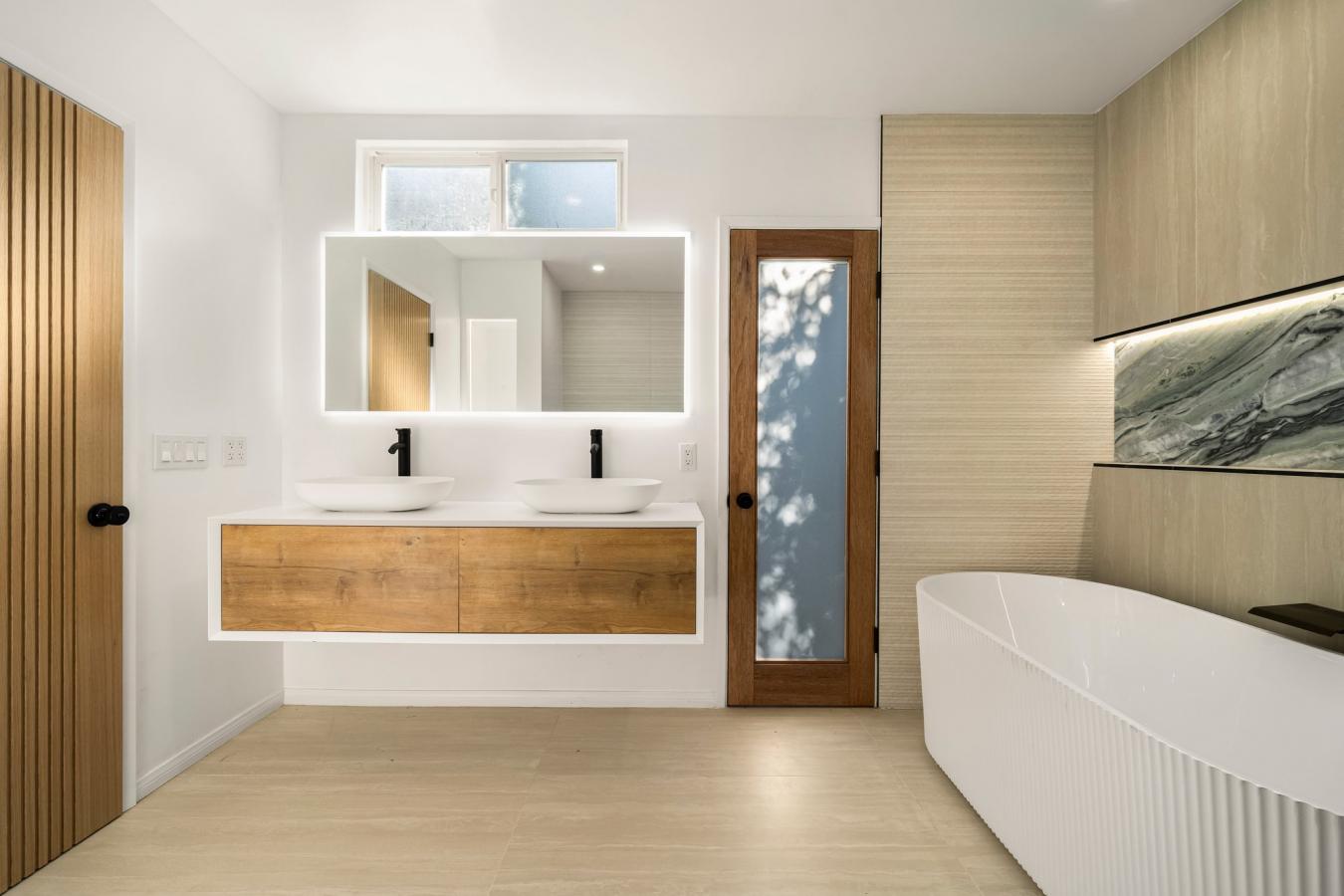 Woodland Hills, Los Angeles, 91364, United States, 4 Bedrooms Bedrooms, ,3 BathroomsBathrooms,Residential,For Sale,1858439