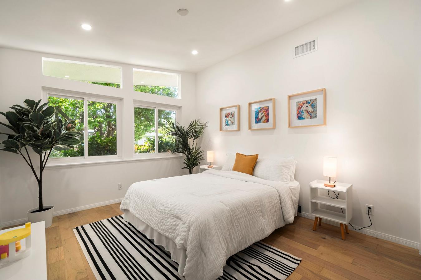 Woodland Hills, Los Angeles, 91364, United States, 4 Bedrooms Bedrooms, ,3 BathroomsBathrooms,Residential,For Sale,1858439