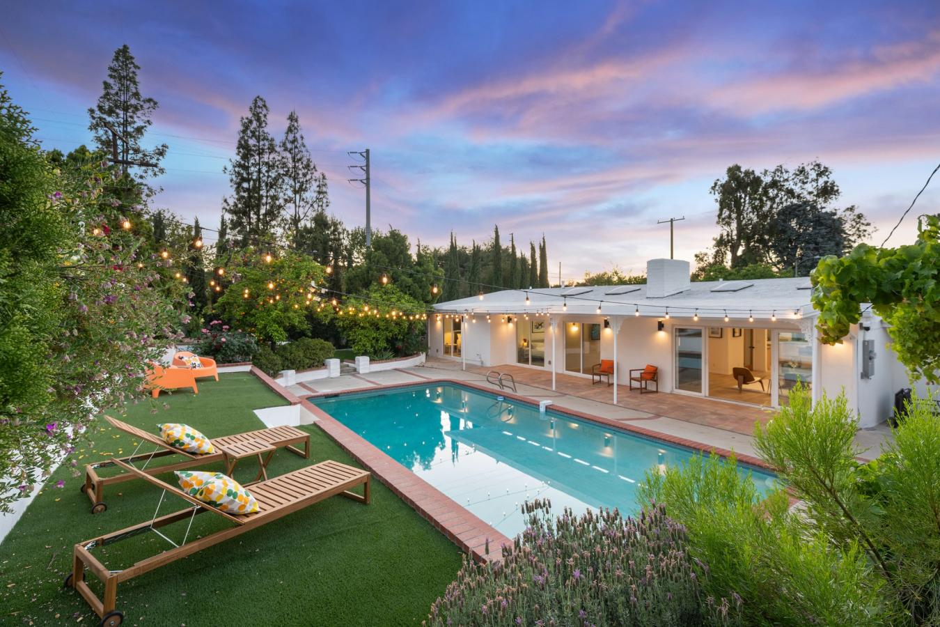 Woodland Hills, Los Angeles, 91364, United States, 4 Bedrooms Bedrooms, ,3 BathroomsBathrooms,Residential,For Sale,1858439