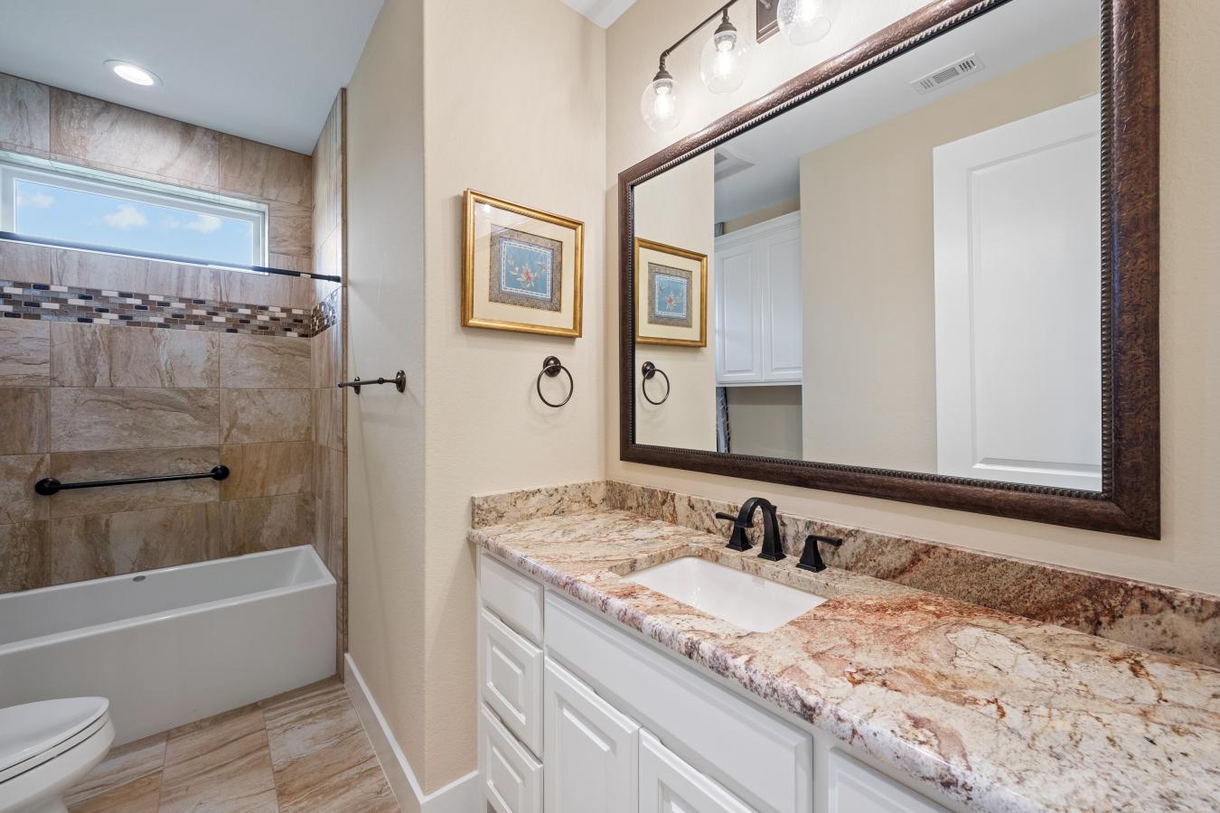 Fredricksburg, Texas, 78624, United States, 3 Bedrooms Bedrooms, ,2 BathroomsBathrooms,Residential,For Sale,1858437