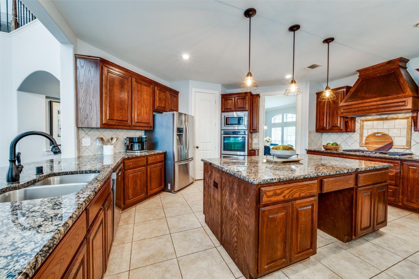 The Colony, Texas, 75056, United States, 4 Bedrooms Bedrooms, ,3 BathroomsBathrooms,Residential,For Sale,1914530
