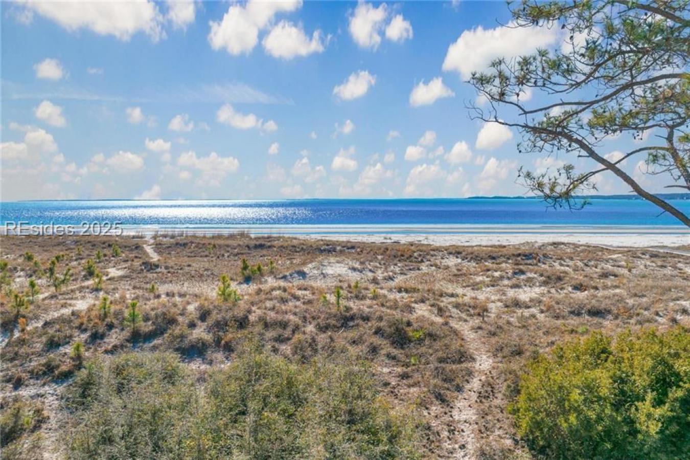 Hilton Head Island, South Carolina, 29928, United States, 6 Bedrooms Bedrooms, ,7 BathroomsBathrooms,Residential,For Sale,1859215