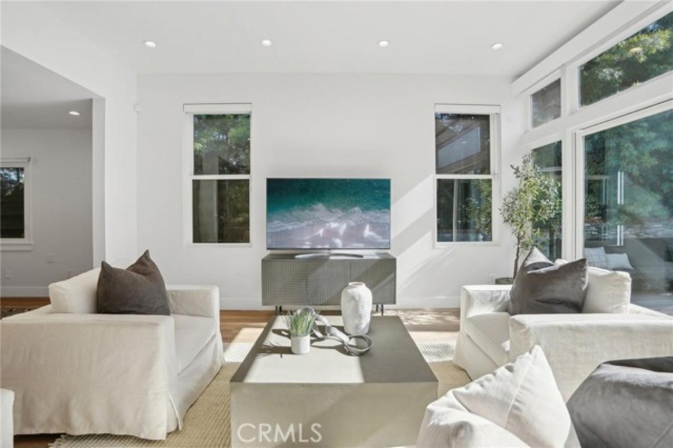 Manhattan Beach, California, 90266, United States, 4 Bedrooms Bedrooms, ,5 BathroomsBathrooms,Residential,For Sale,1859214