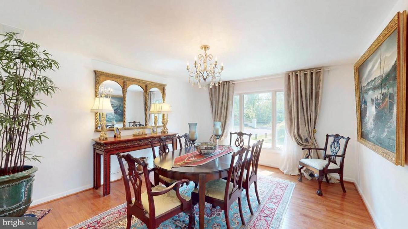 Great Falls, Virginia, 22066, United States, 5 Bedrooms Bedrooms, ,3 BathroomsBathrooms,Residential,For Sale,1859212