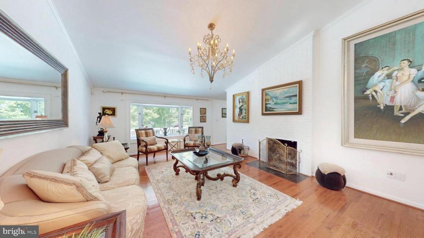 Great Falls, Virginia, 22066, United States, 5 Bedrooms Bedrooms, ,3 BathroomsBathrooms,Residential,For Sale,1859212