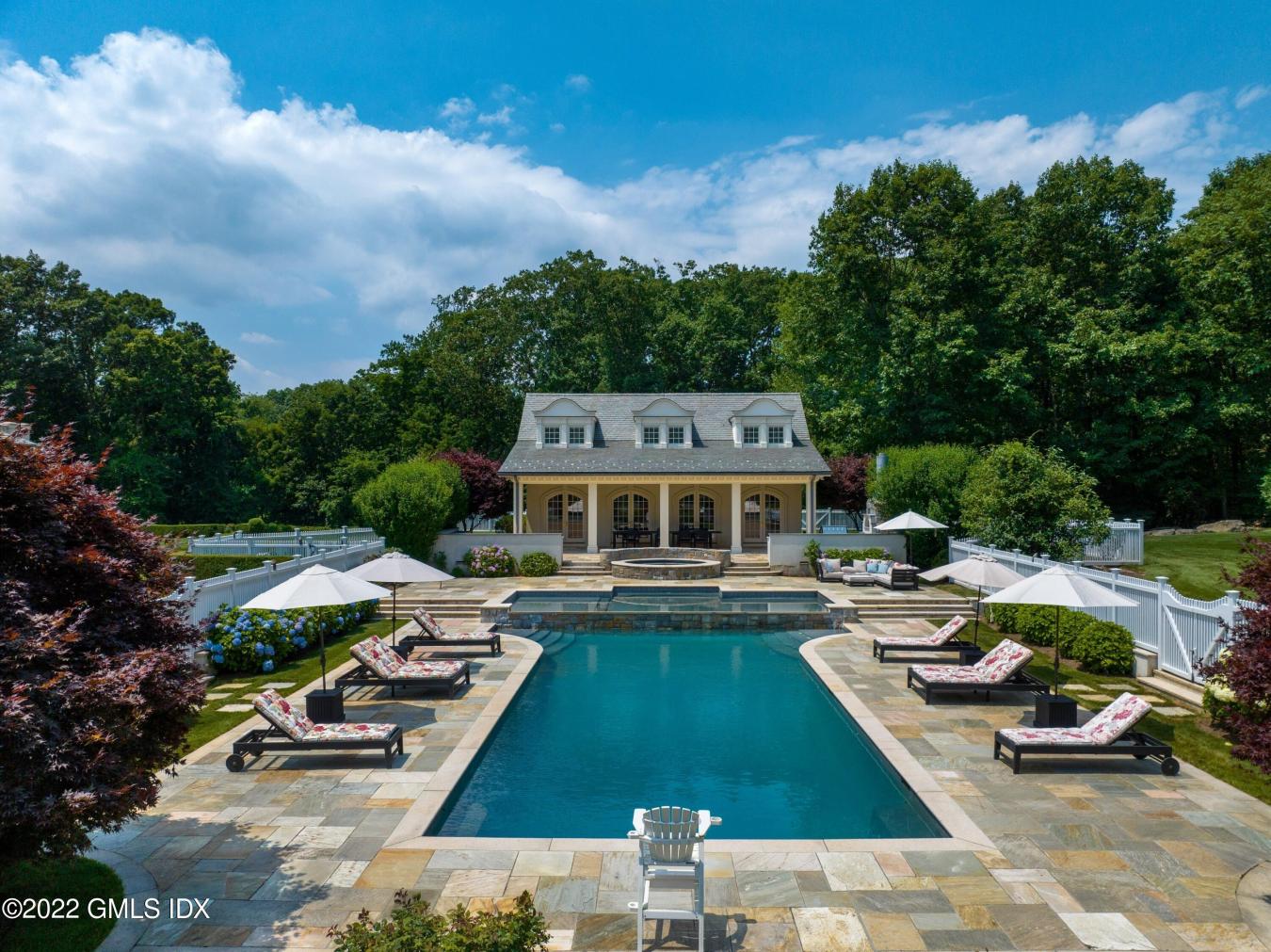 Greenwich, Connecticut, 06831, United States, 10 Bedrooms Bedrooms, ,14 BathroomsBathrooms,Residential,For Sale,1858431