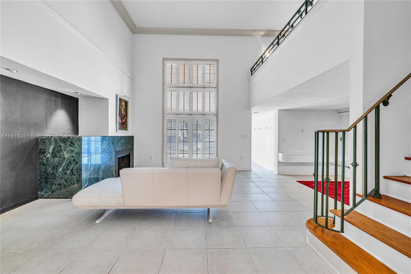 Coral Gables, Florida, 33134, United States, 3 Bedrooms Bedrooms, ,3 BathroomsBathrooms,Residential,For Sale,1858424