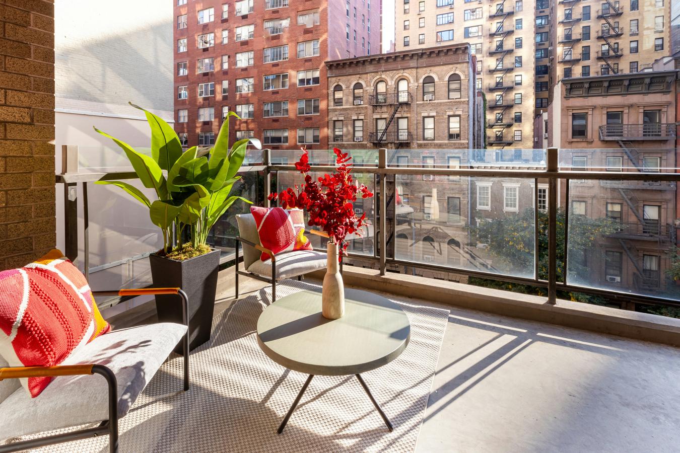 New York, New York, 10022, United States, 4 Bedrooms Bedrooms, ,4 BathroomsBathrooms,Residential,For Sale,1941569