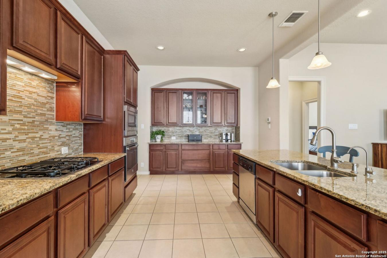 San Antonio, Texas, 78255, United States, 4 Bedrooms Bedrooms, ,3 BathroomsBathrooms,Residential,For Sale,1859209