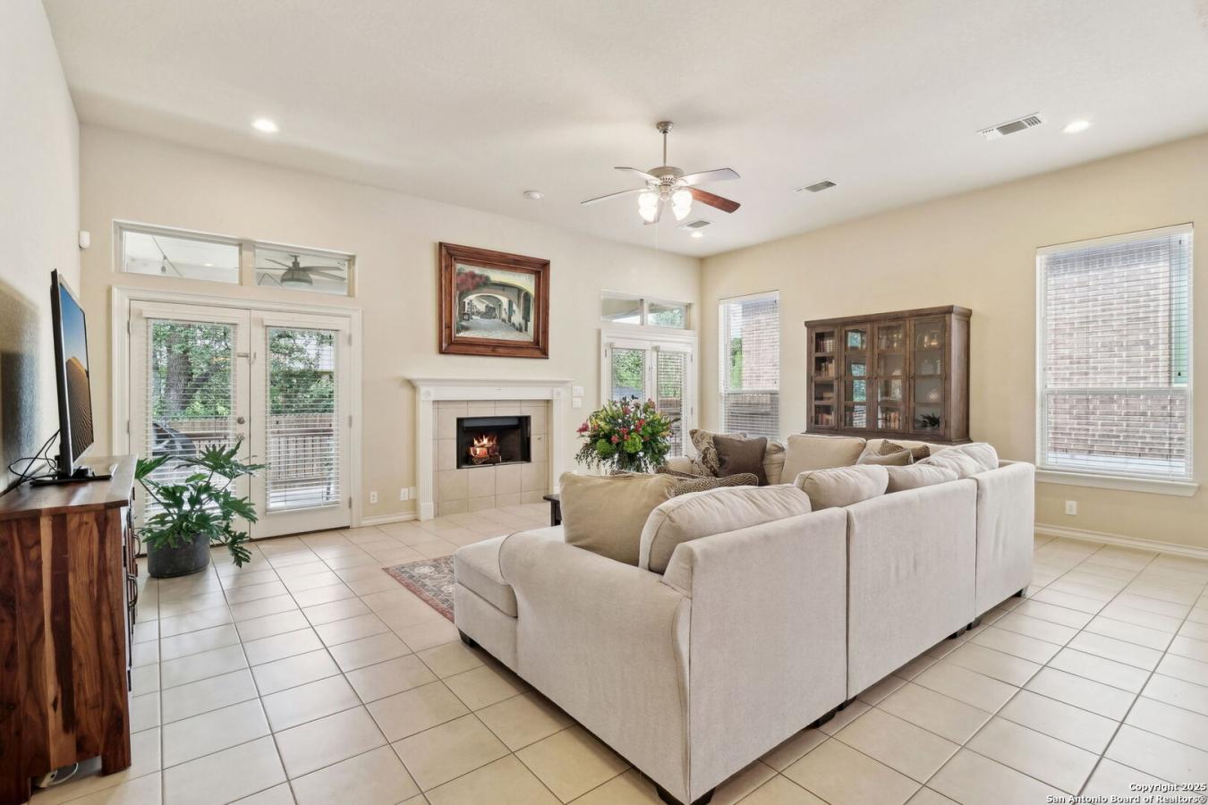 San Antonio, Texas, 78255, United States, 4 Bedrooms Bedrooms, ,3 BathroomsBathrooms,Residential,For Sale,1859209