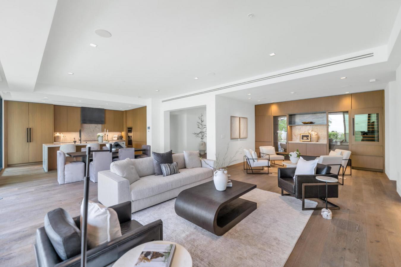 Paradise Valley, Arizona, 85253, United States, 3 Bedrooms Bedrooms, ,3 BathroomsBathrooms,Residential,For Sale,1858410