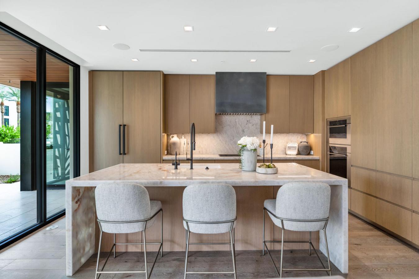 Paradise Valley, Arizona, 85253, United States, 3 Bedrooms Bedrooms, ,3 BathroomsBathrooms,Residential,For Sale,1858410