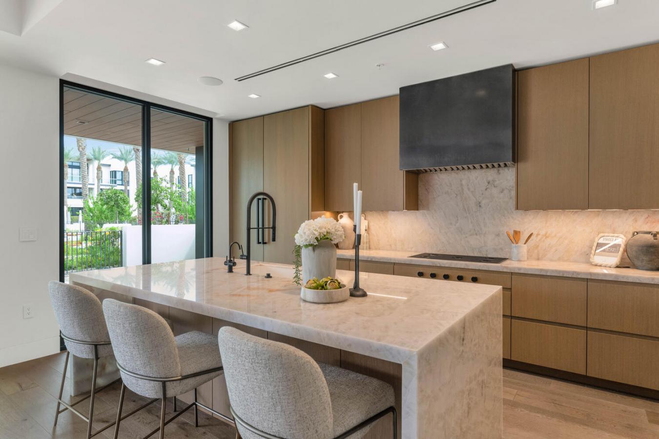 Paradise Valley, Arizona, 85253, United States, 3 Bedrooms Bedrooms, ,3 BathroomsBathrooms,Residential,For Sale,1858410