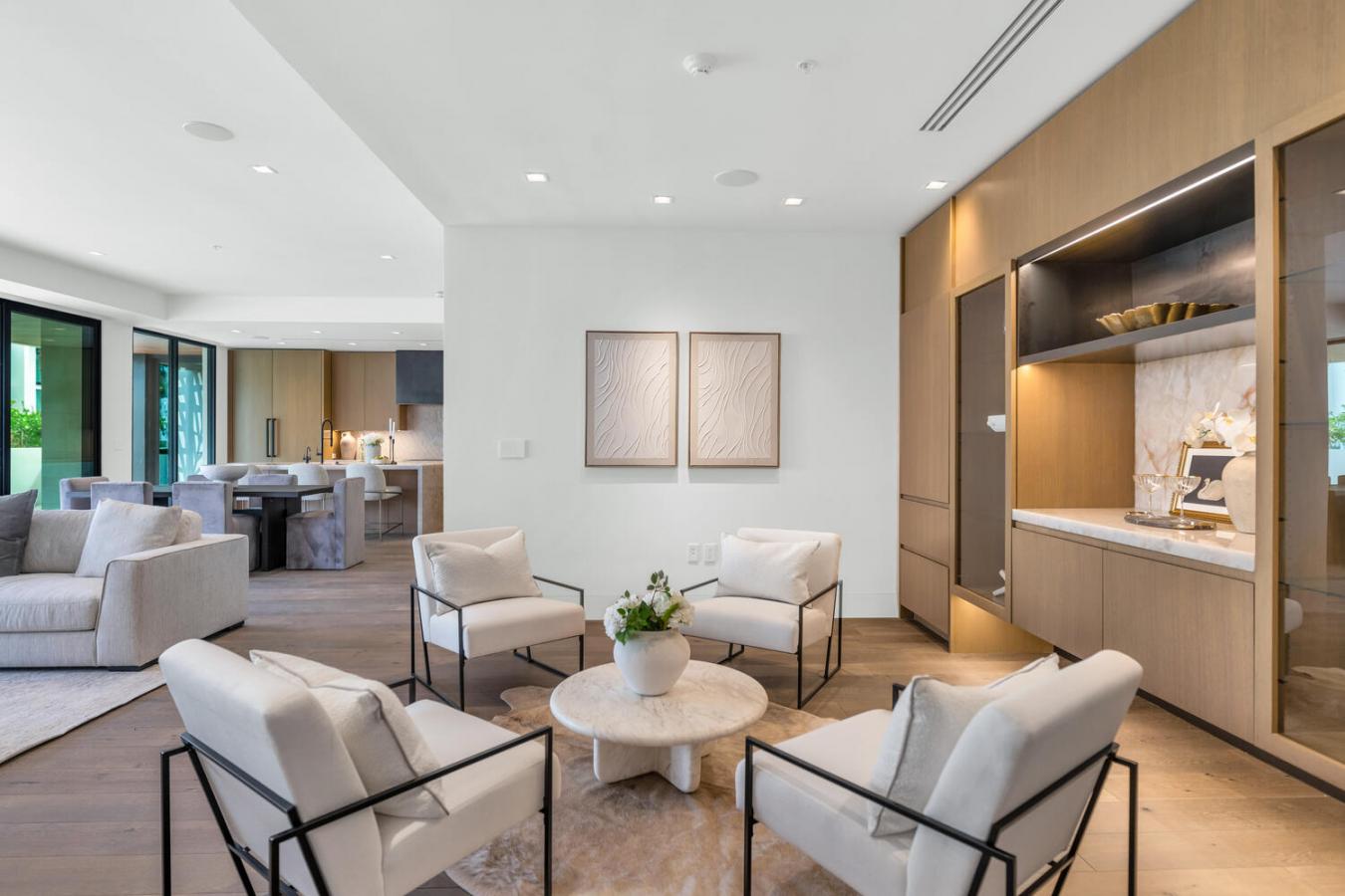 Paradise Valley, Arizona, 85253, United States, 3 Bedrooms Bedrooms, ,3 BathroomsBathrooms,Residential,For Sale,1858410