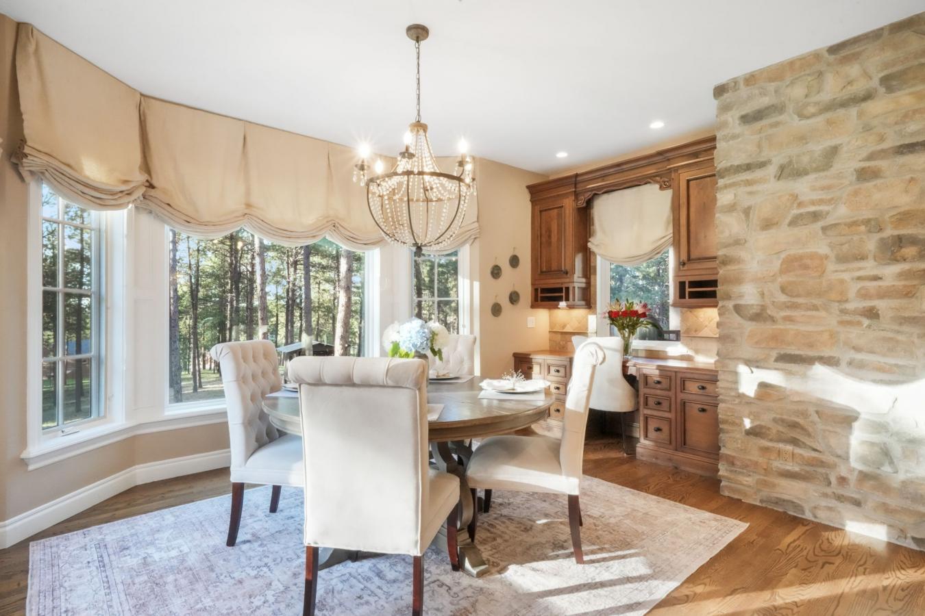 Colorado Springs, El Paso, 80908, United States, 5 Bedrooms Bedrooms, ,4 BathroomsBathrooms,Residential,For Sale,1880128