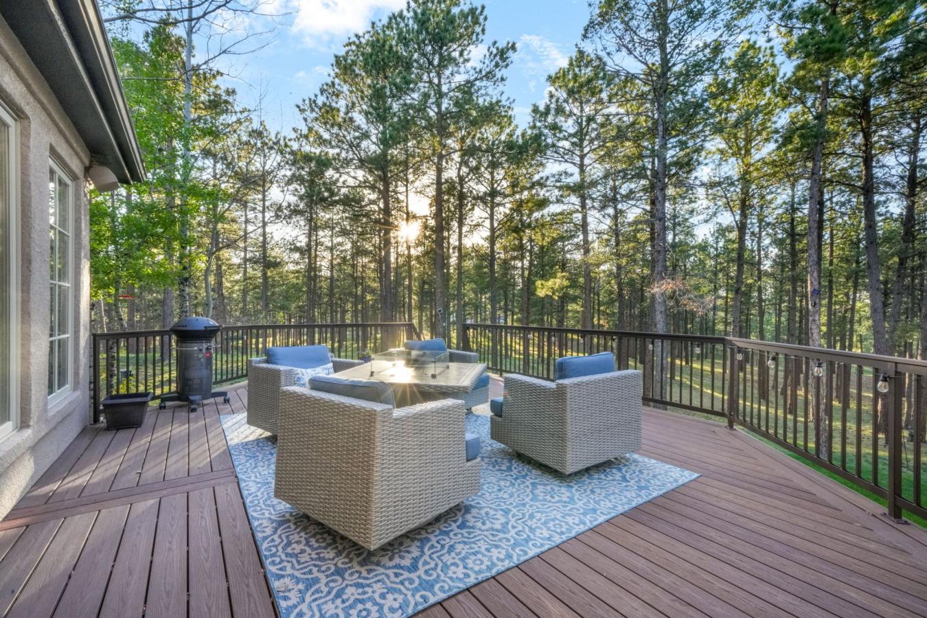 Colorado Springs, El Paso, 80908, United States, 5 Bedrooms Bedrooms, ,4 BathroomsBathrooms,Residential,For Sale,1880128