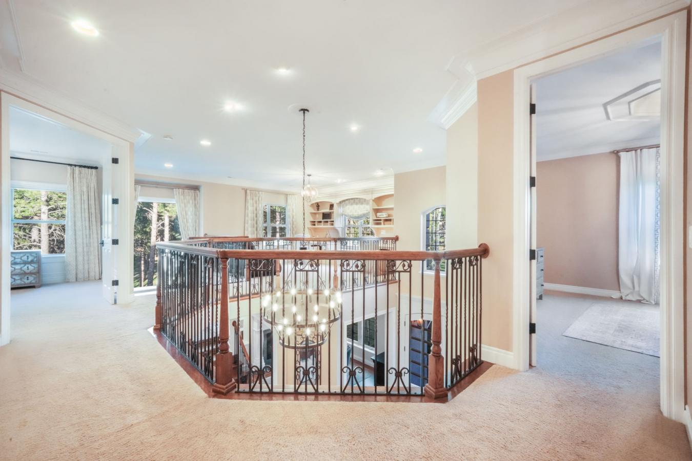 Colorado Springs, El Paso, 80908, United States, 5 Bedrooms Bedrooms, ,4 BathroomsBathrooms,Residential,For Sale,1880128