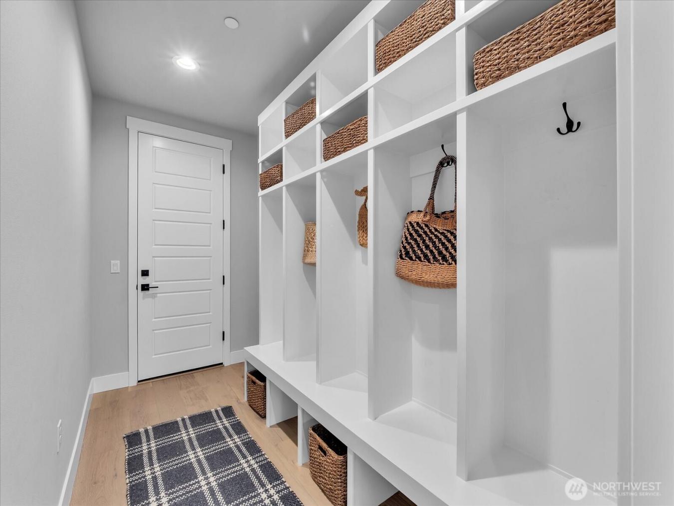 Lake Stevens, Washington, 98258, United States, 5 Bedrooms Bedrooms, ,3 BathroomsBathrooms,Residential,For Sale,1859204