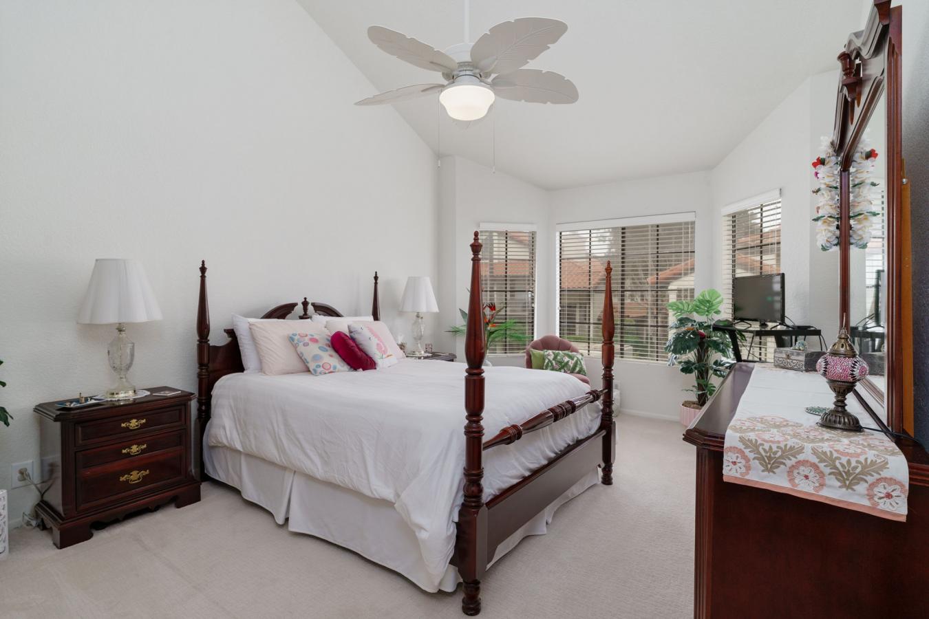 Oxnard, California, 93035, United States, 2 Bedrooms Bedrooms, ,2 BathroomsBathrooms,Residential,For Sale,1860203