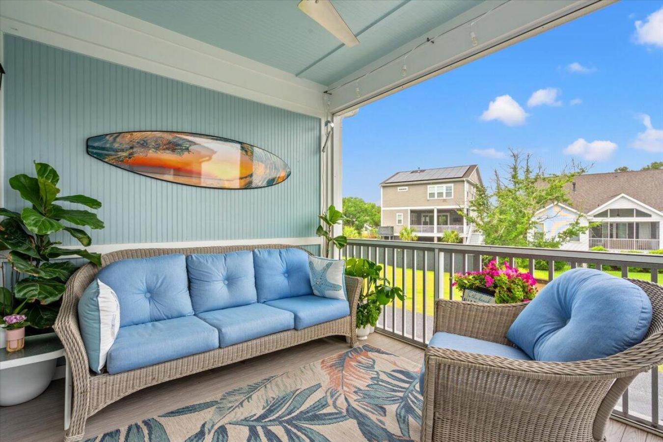 Mount Pleasant, South Carolina, 29466, United States, 3 Bedrooms Bedrooms, ,2 BathroomsBathrooms,Residential,For Sale,1860201