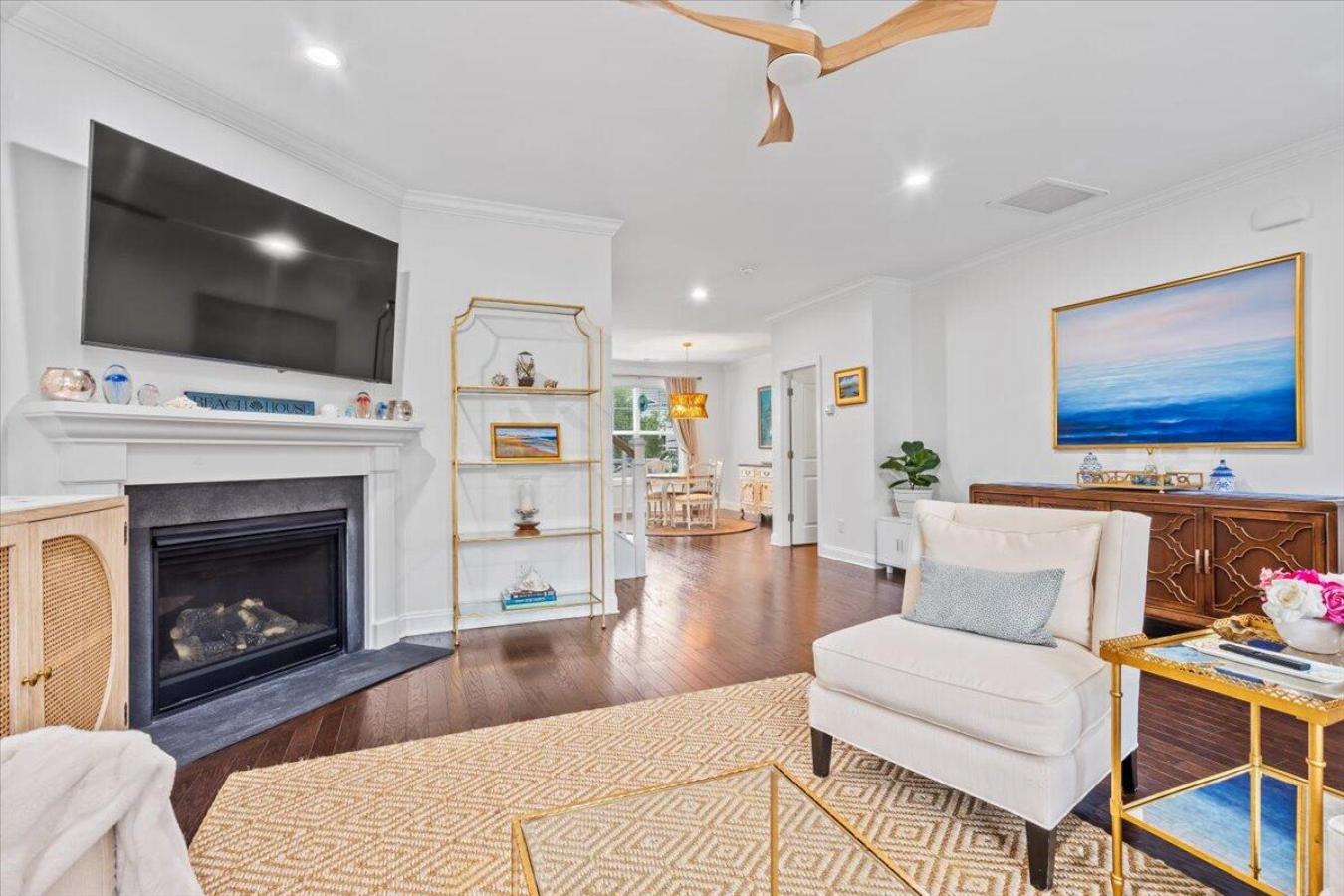 Mount Pleasant, South Carolina, 29466, United States, 3 Bedrooms Bedrooms, ,2 BathroomsBathrooms,Residential,For Sale,1860201