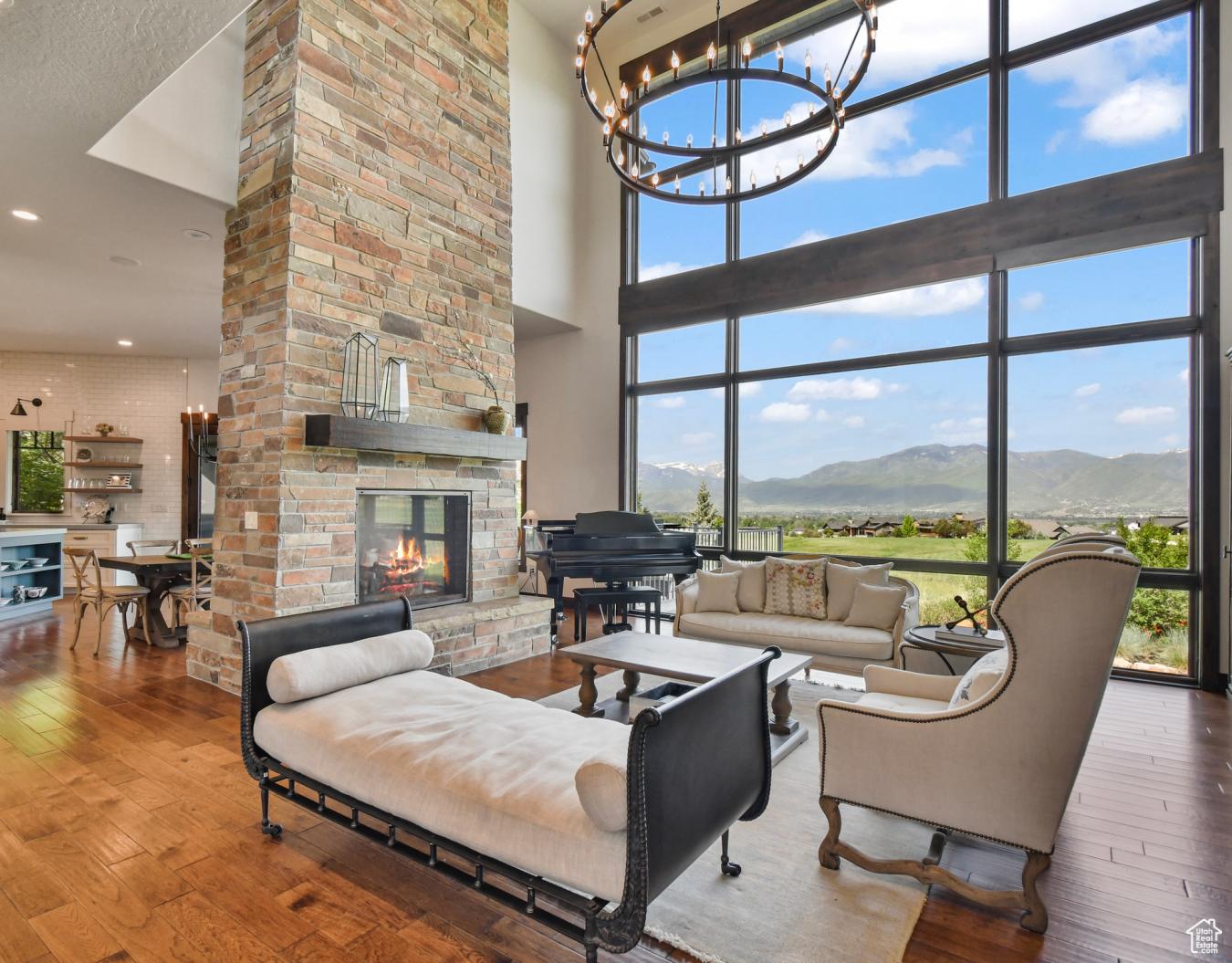 Heber City, Utah, 84032, United States, 7 Bedrooms Bedrooms, ,5 BathroomsBathrooms,Residential,For Sale,1860199