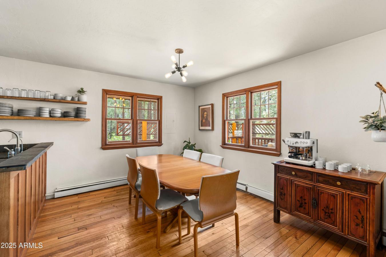 Flagstaff, Coconino, 86005, United States, 4 Bedrooms Bedrooms, ,3 BathroomsBathrooms,Residential,For Sale,1860198