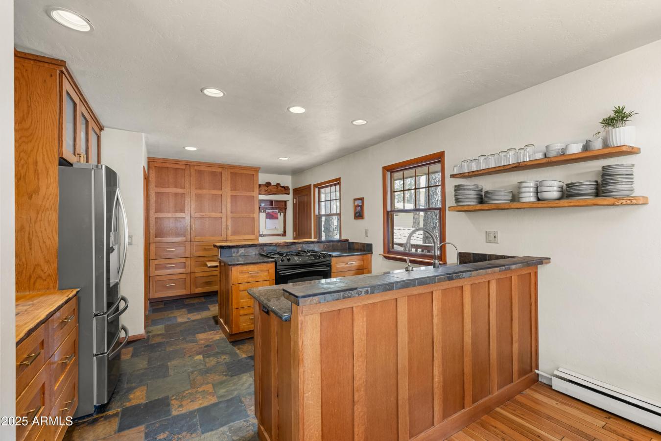 Flagstaff, Coconino, 86005, United States, 4 Bedrooms Bedrooms, ,3 BathroomsBathrooms,Residential,For Sale,1860198
