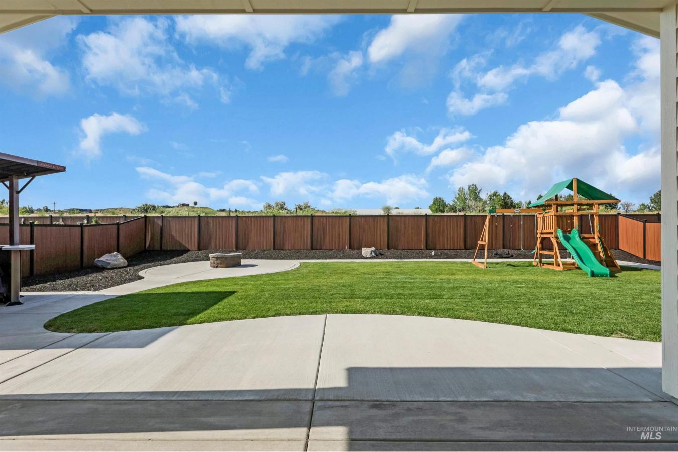 Star, Idaho, 83669-6412, United States, 5 Bedrooms Bedrooms, ,3 BathroomsBathrooms,Residential,For Sale,1860196