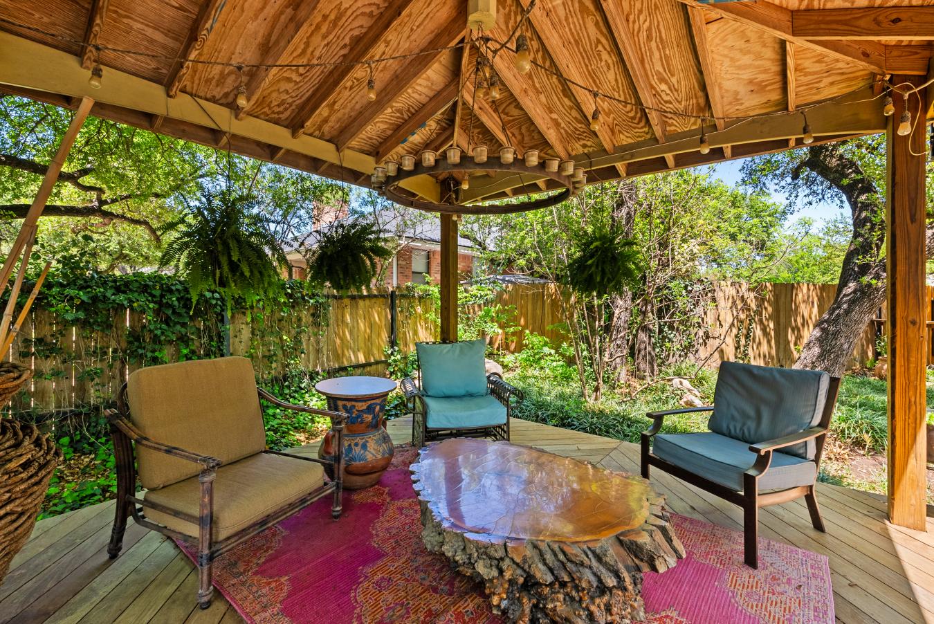 ROUND ROCK, Texas, 78681, United States, 5 Bedrooms Bedrooms, ,2 BathroomsBathrooms,Residential,For Sale,1858401