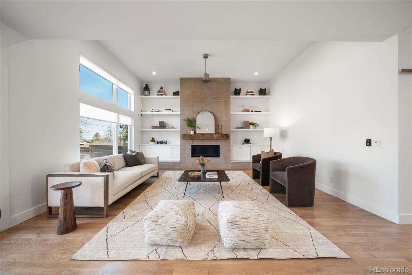 Denver, Denver, 80222, United States, 6 Bedrooms Bedrooms, ,5 BathroomsBathrooms,Residential,For Sale,1905288