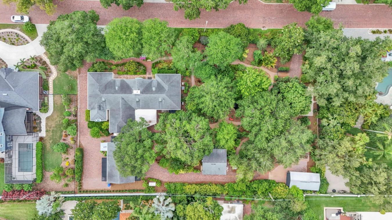 LAKELAND, POLK, 33803, United States, 4 Bedrooms Bedrooms, ,3 BathroomsBathrooms,Residential,For Sale,1858395