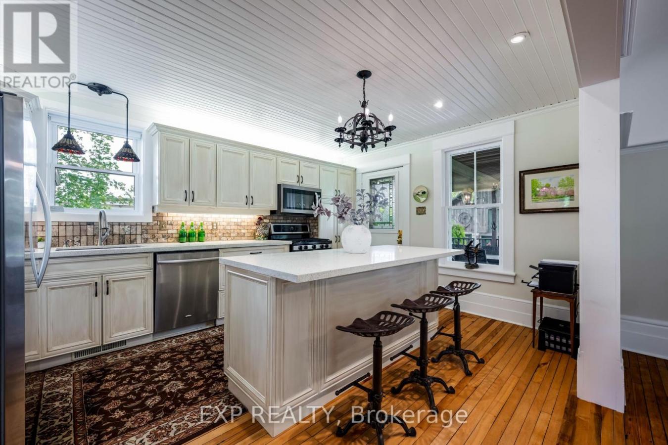 Orangeville, ON, L9W2G6, Canada, 5 Bedrooms Bedrooms, ,Residential,For Sale,1860188