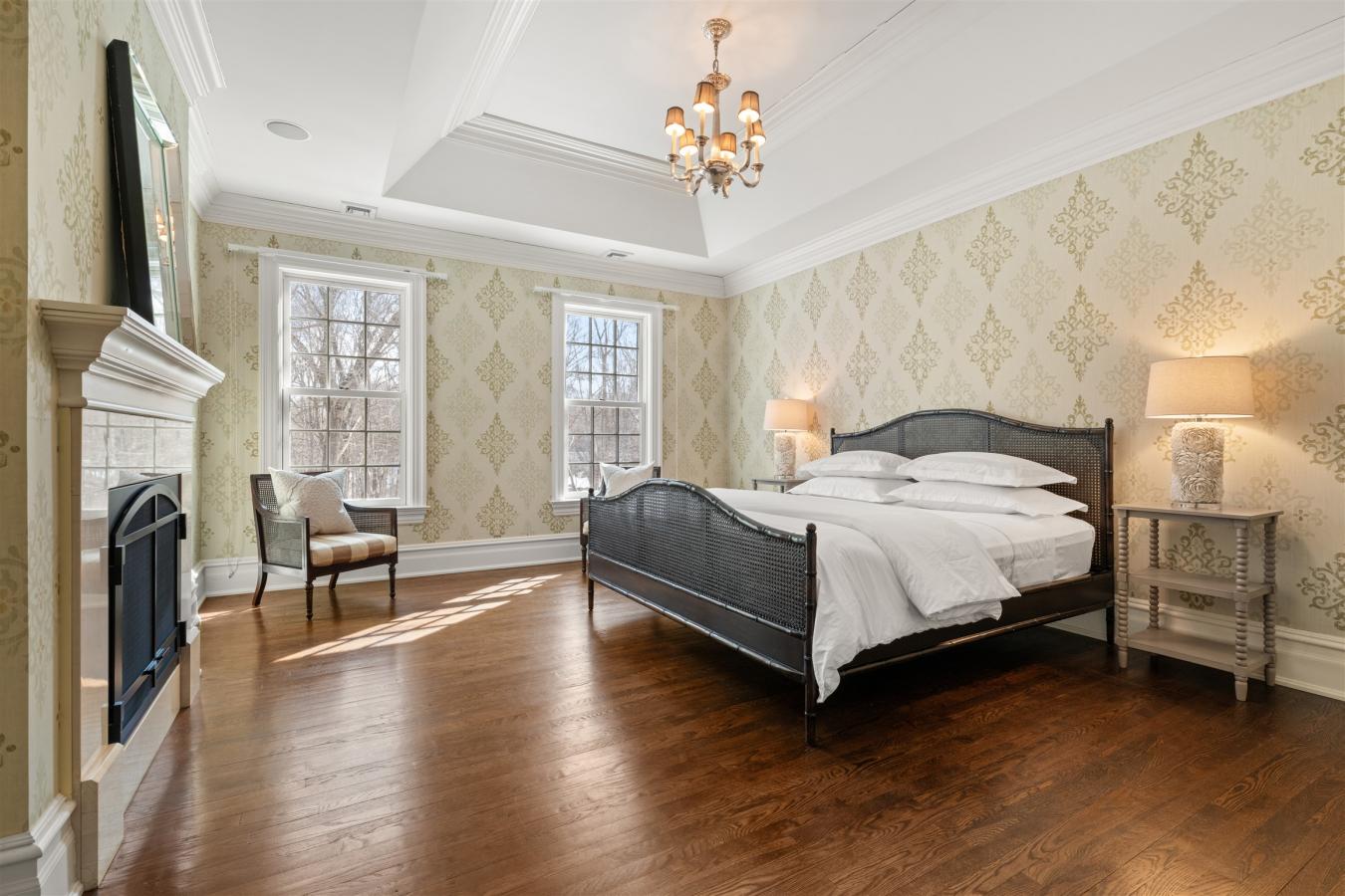 Greenwich, Connecticut, 06831, United States, 6 Bedrooms Bedrooms, ,6 BathroomsBathrooms,Residential,For Sale,1858388