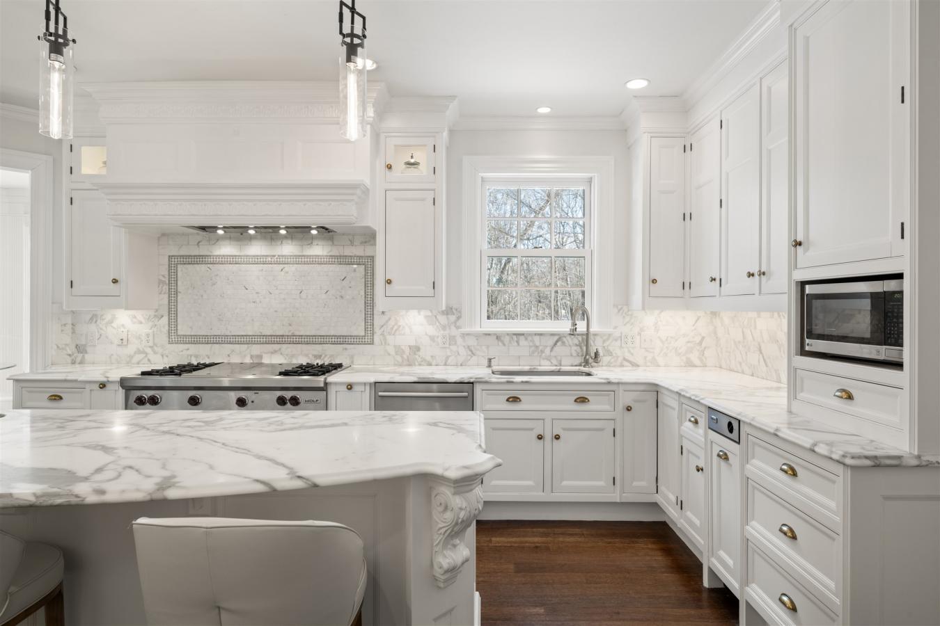 Greenwich, Connecticut, 06831, United States, 6 Bedrooms Bedrooms, ,6 BathroomsBathrooms,Residential,For Sale,1858388