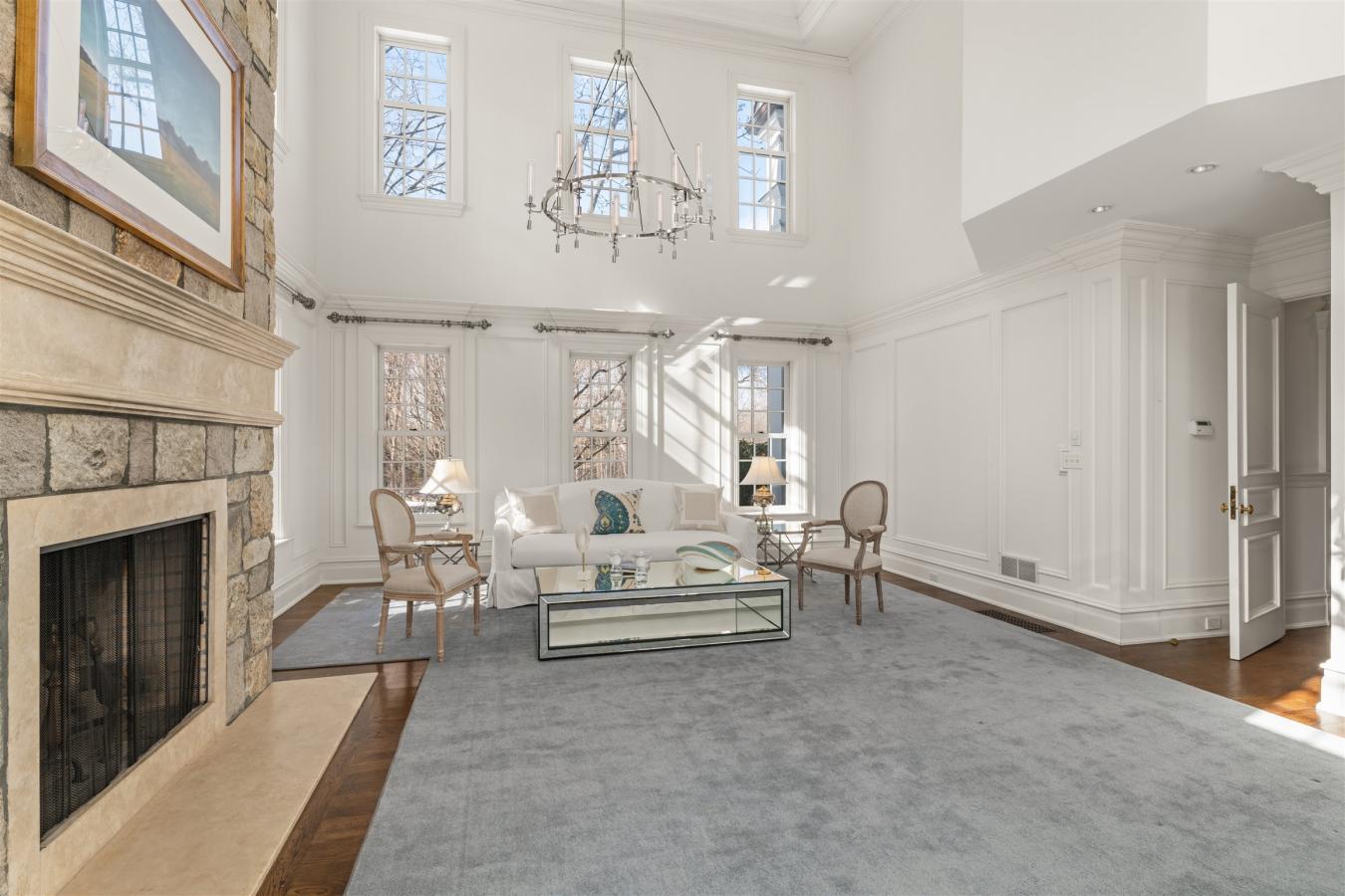 Greenwich, Connecticut, 06831, United States, 6 Bedrooms Bedrooms, ,6 BathroomsBathrooms,Residential,For Sale,1858388