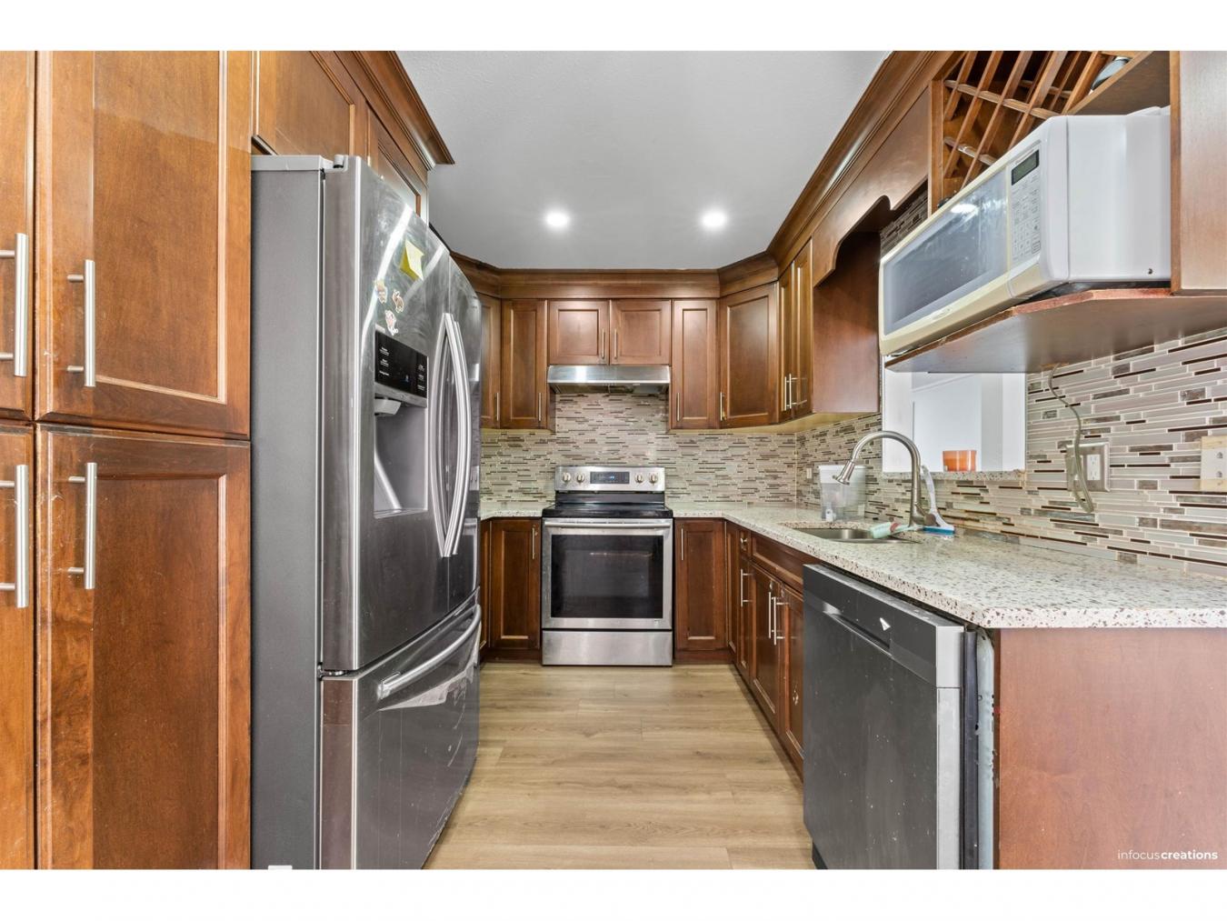 Surrey, BC, V3W1J5, Canada, 4 Bedrooms Bedrooms, ,Residential,For Sale,1862748