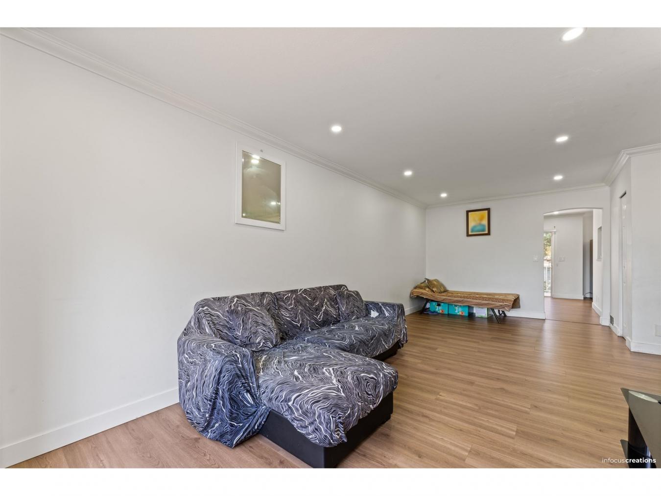 Surrey, BC, V3W1J5, Canada, 4 Bedrooms Bedrooms, ,Residential,For Sale,1862748