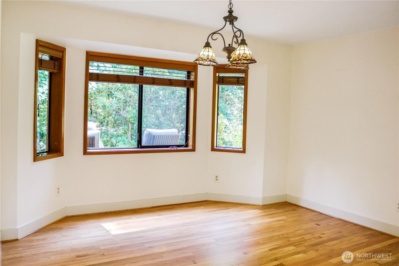 North Bend, Washington, 98045, United States, 3 Bedrooms Bedrooms, ,2 BathroomsBathrooms,Residential,For Sale,1862746