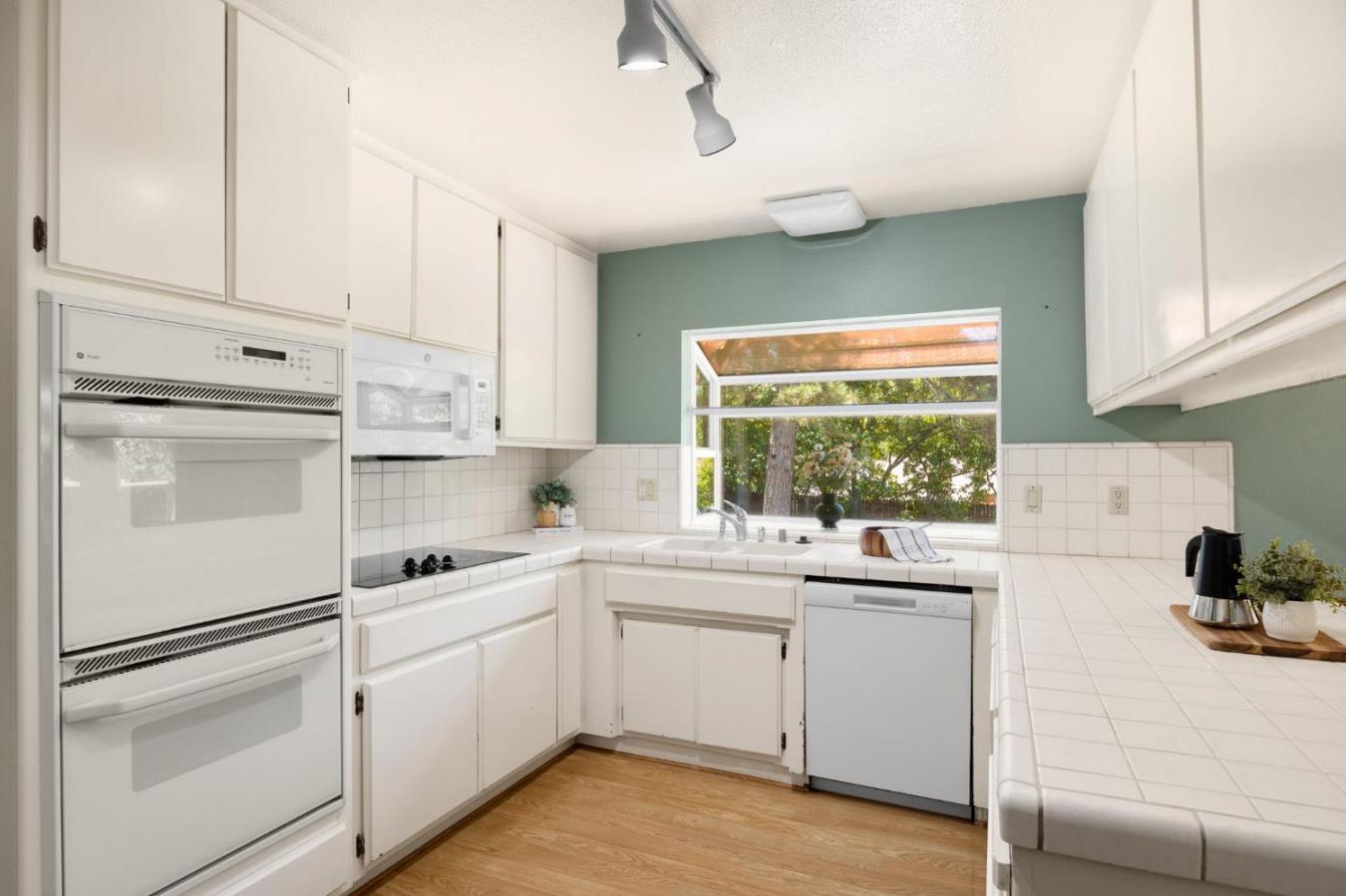 Cameron Park, California, 95682, United States, 3 Bedrooms Bedrooms, ,2 BathroomsBathrooms,Residential,For Sale,1862739