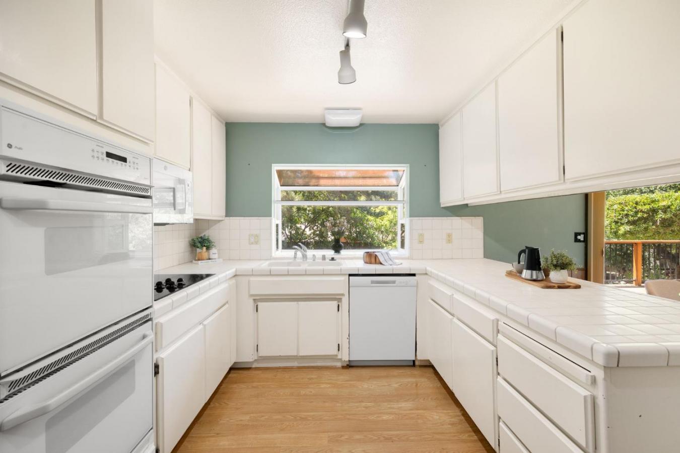 Cameron Park, California, 95682, United States, 3 Bedrooms Bedrooms, ,2 BathroomsBathrooms,Residential,For Sale,1862739