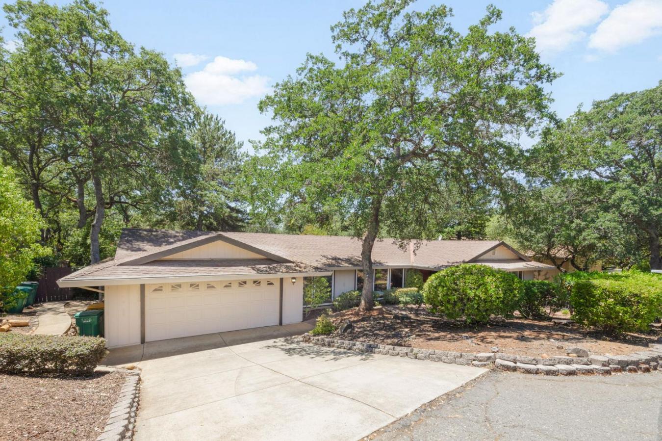 Cameron Park, California, 95682, United States, 3 Bedrooms Bedrooms, ,2 BathroomsBathrooms,Residential,For Sale,1862739