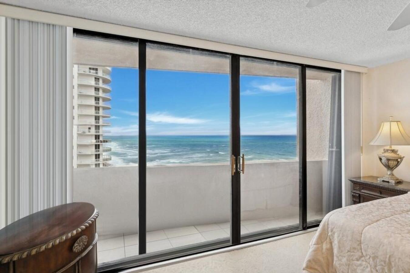 Riviera Beach, Florida, 33404, United States, 2 Bedrooms Bedrooms, ,2 BathroomsBathrooms,Residential,For Sale,1862732
