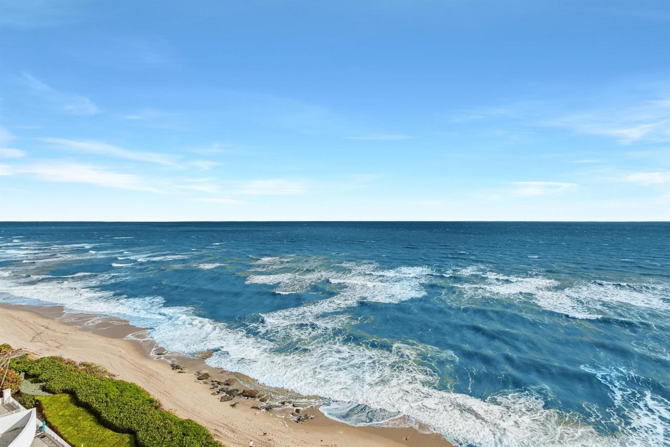 Riviera Beach, Florida, 33404, United States, 2 Bedrooms Bedrooms, ,2 BathroomsBathrooms,Residential,For Sale,1862732