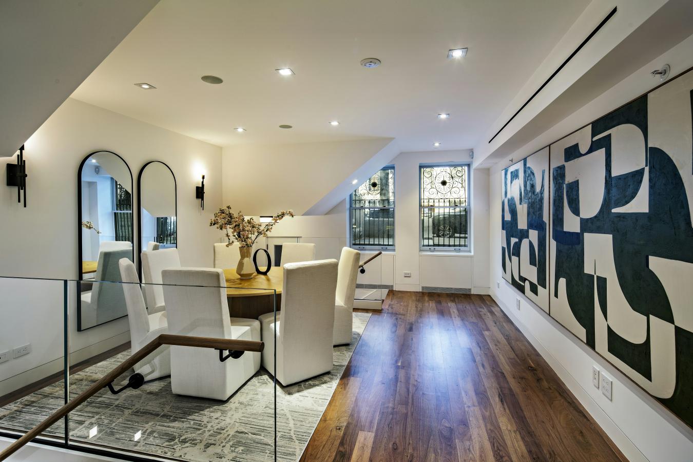 New York, New York, 10025, United States, 5 Bedrooms Bedrooms, ,4 BathroomsBathrooms,Residential,For Sale,1858379