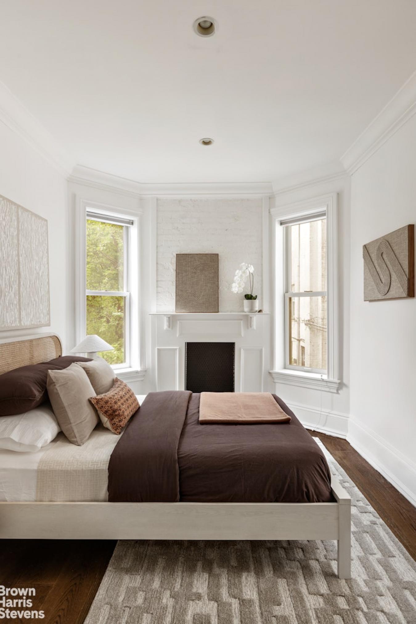 Crown Heights, New York, 11213, United States, 5 Bedrooms Bedrooms, ,5 BathroomsBathrooms,Residential,For Sale,1919338