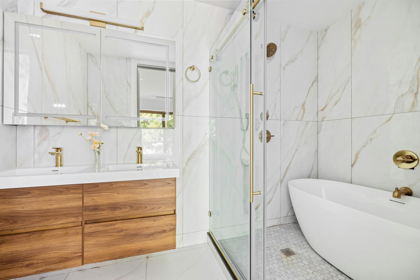 Williamsburg, South side, New York, 11211, United States, 2 Bedrooms Bedrooms, ,3 BathroomsBathrooms,Residential,For Sale,1858367