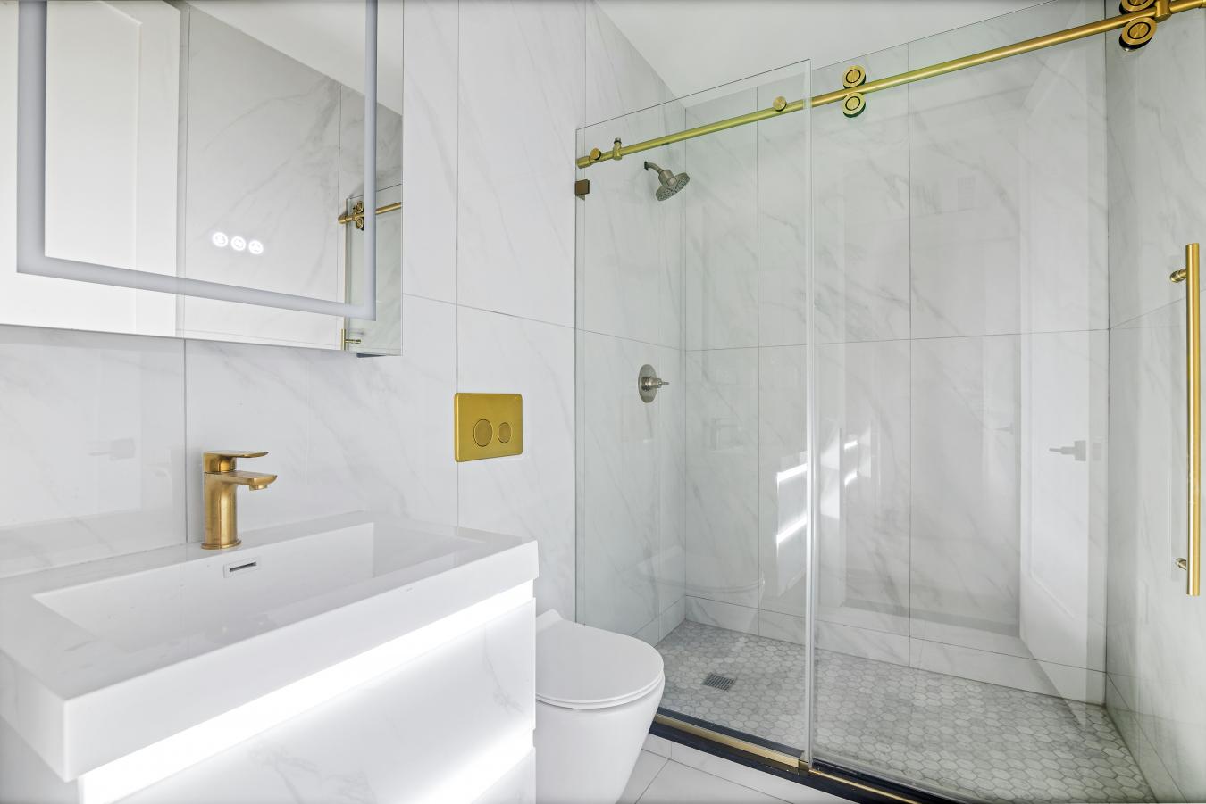Williamsburg, South side, New York, 11211, United States, 2 Bedrooms Bedrooms, ,3 BathroomsBathrooms,Residential,For Sale,1858367