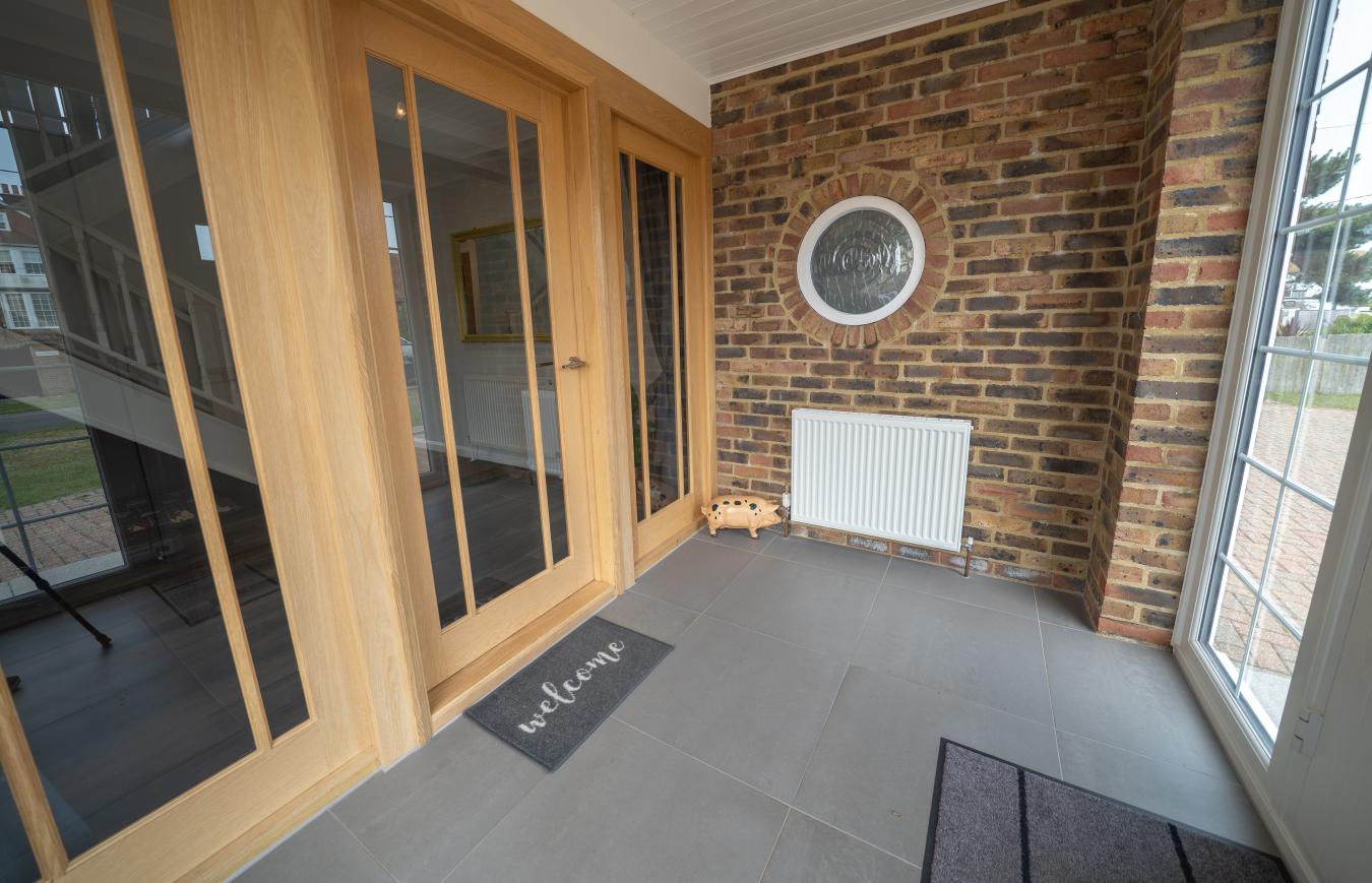 Littlestone, Kent, TN28 8QX, United Kingdom, 4 Bedrooms Bedrooms, ,4 BathroomsBathrooms,Residential,For Sale,1862728