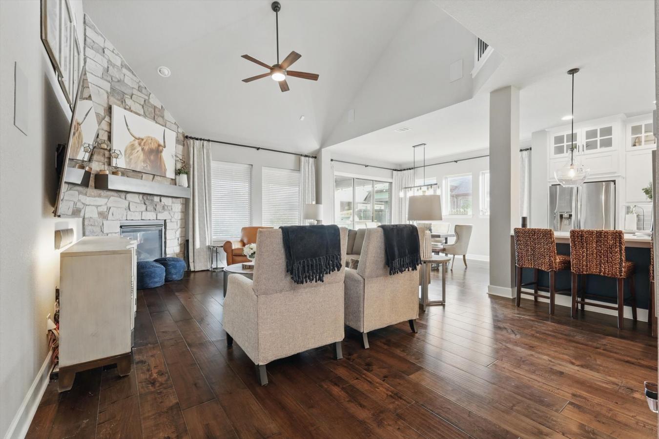 Mansfield, Texas, 76063, United States, 4 Bedrooms Bedrooms, ,3 BathroomsBathrooms,Residential,For Sale,1867868